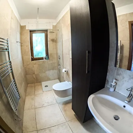 With Trullo And Pool, Hébergement de vacances Alberobello