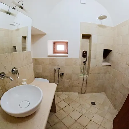 With Trullo And Pool, Casa de Férias Alberobello